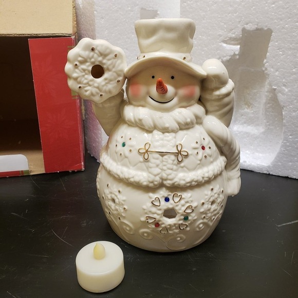 Living Home Christmas-Snowman Porcelain TeaLight Holder-6" x 4 7/8" x 7 3/4" - Picture 4 of 9